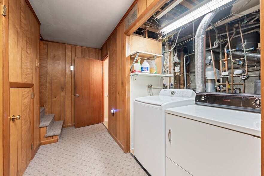 More Photos Of 123 W Main St, Trappe Medical For Sale