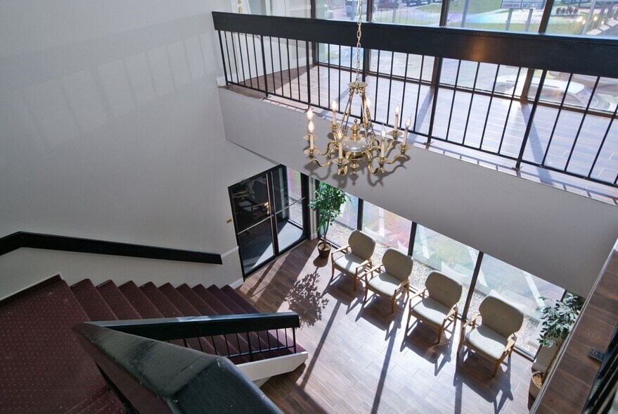 More Photos Of 5623 US Hwy 19, New Port Richey Office For Sale