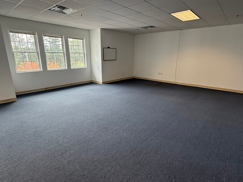 More Photos Of 1075 Westford St, Lowell Office For Lease