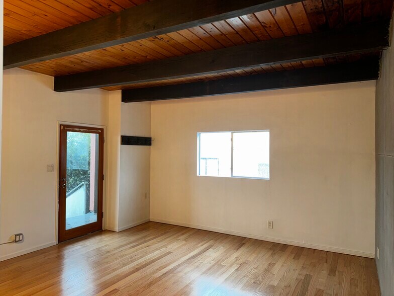 More Photos Of 1418 Abbot Kinney Blvd, Venice Office Residential For Lease