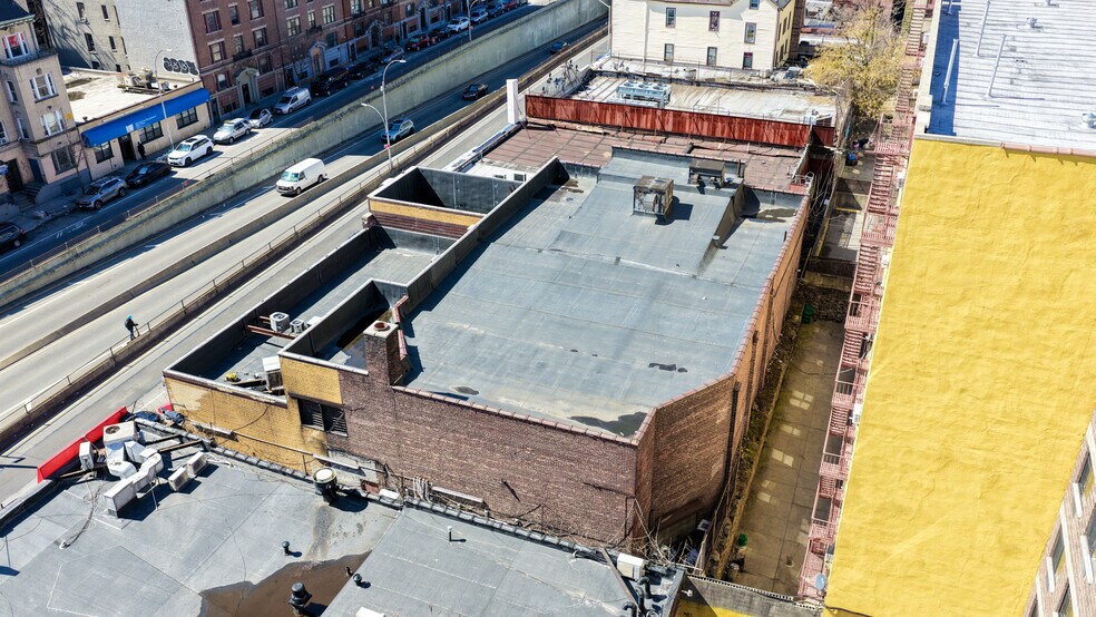 More Photos Of 239 E Tremont Ave, Bronx General Retail For Sale