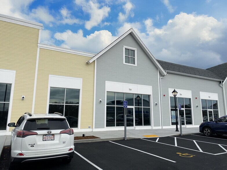 More Photos Of 201-231 Gloucester Crossing Rd, Gloucester Unknown For Lease