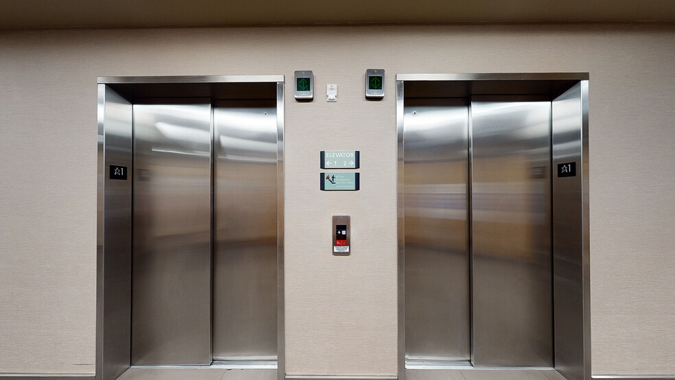 More Photos Of 1521 E Tangerine Rd, Oro Valley Medical For Lease