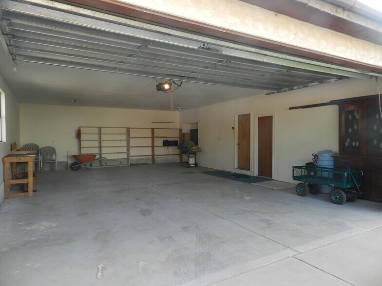 More Photos Of 195 E 200 N, Moab Specialty For Sale