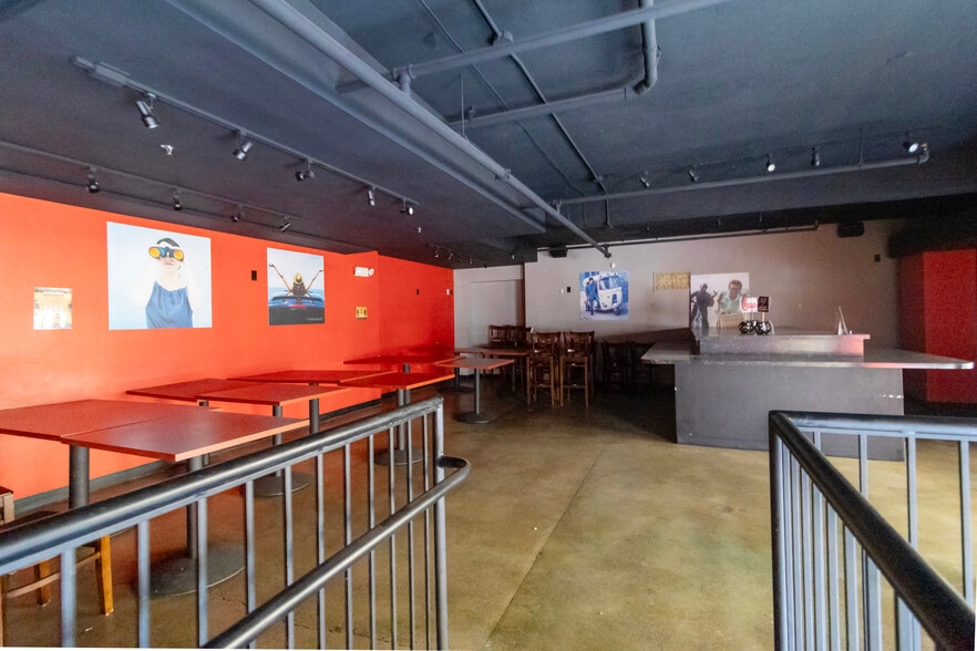 More Photos Of 11 5th Ave, Pittsburgh Office For Sale