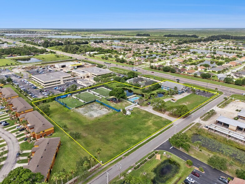 More Photos Of 3220 S Fiske Blvd, Rockledge Hotel For Sale