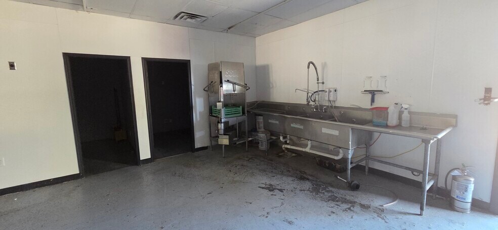 More Photos Of 382 Sudderth Dr, Ruidoso General Retail For Lease