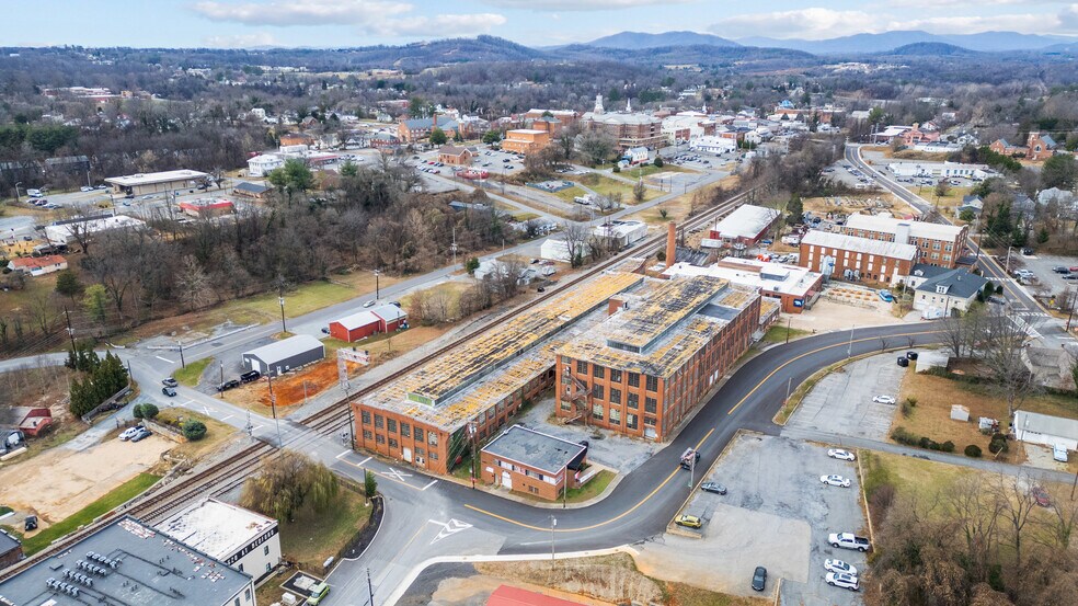 More Photos Of 550 Grove St, Bedford Manufacturing For Sale