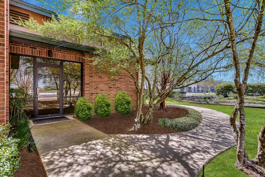 More Photos Of 13066 Research Hwy 183 Blvd, Austin Medical For Sale