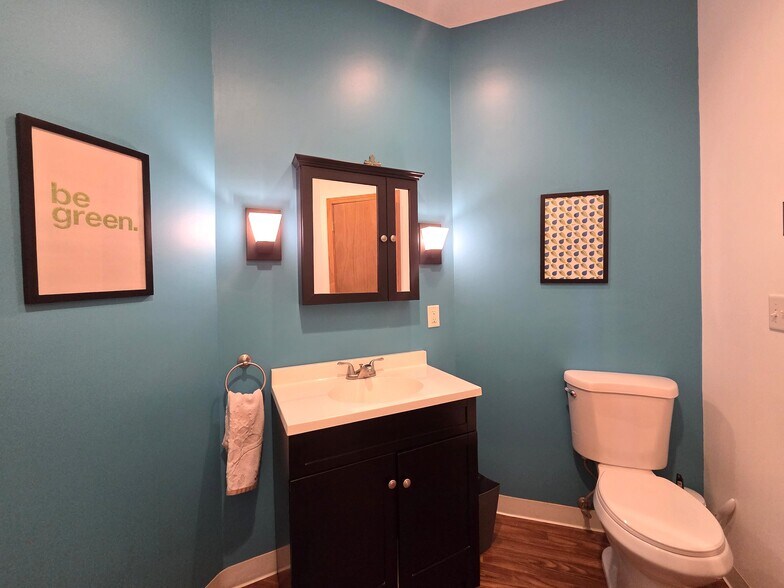 More Photos Of 14 E 3rd St, Jamestown Flex For Sale