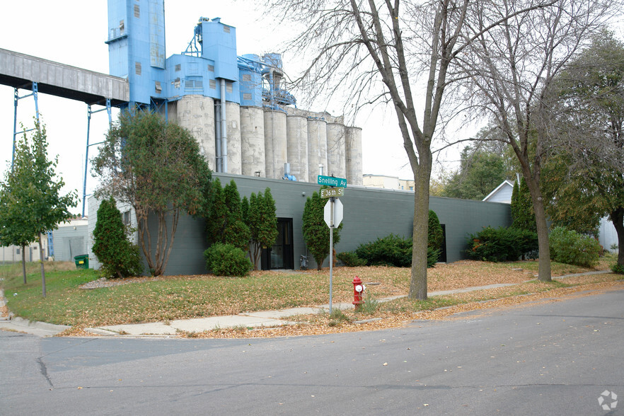 Primary Photo Of 3552-3556 Snelling Ave, Minneapolis Warehouse For Lease