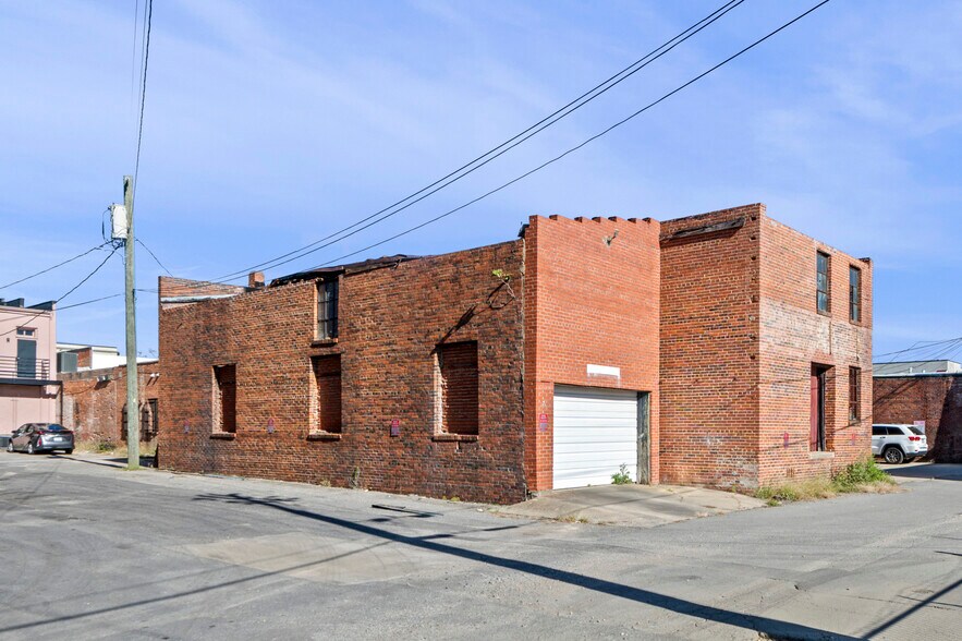 More Photos Of 119 S 3rd St, Smithfield Storefront For Sale