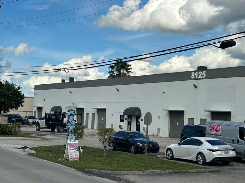 More Photos Of 8125 NW 74th Ave, Medley Warehouse For Sale