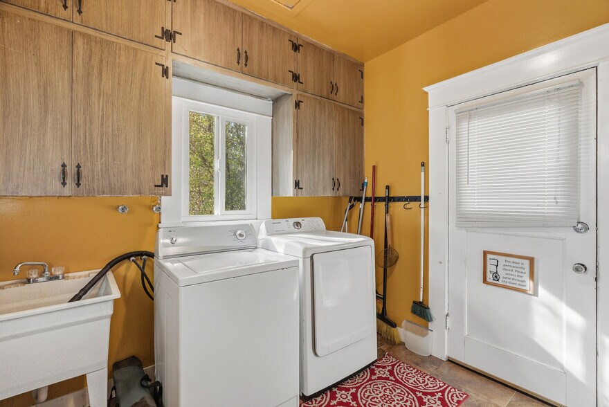 More Photos Of 5186 Gravenstein Hwy S, Sebastopol Restaurant For Sale