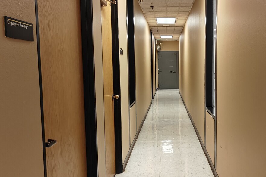 More Photos Of 2808 North Ave, Grand Junction Office For Sale