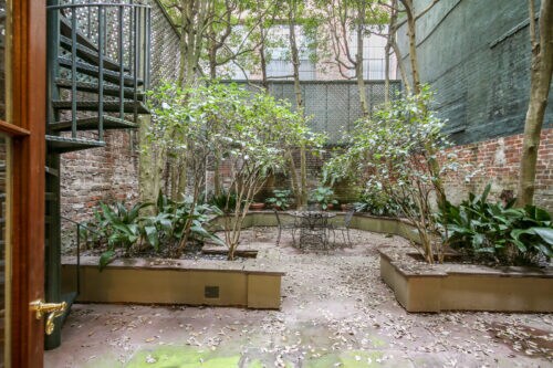 More Photos Of 826-830 Union St, New Orleans General Retail For Sale