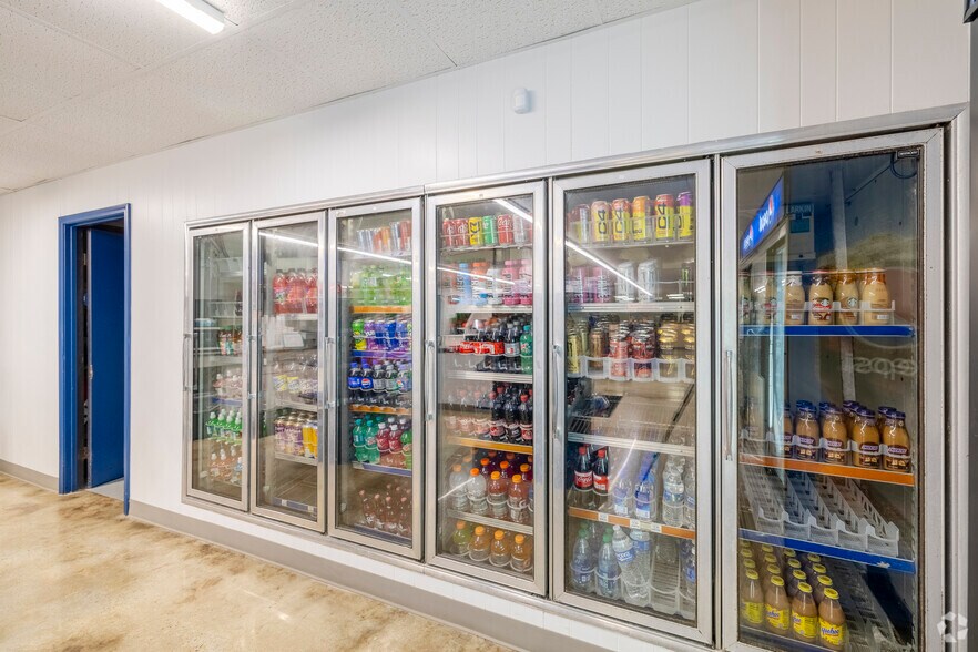 More Photos Of 7781 Highway 167 S, Sheridan Convenience Store For Lease