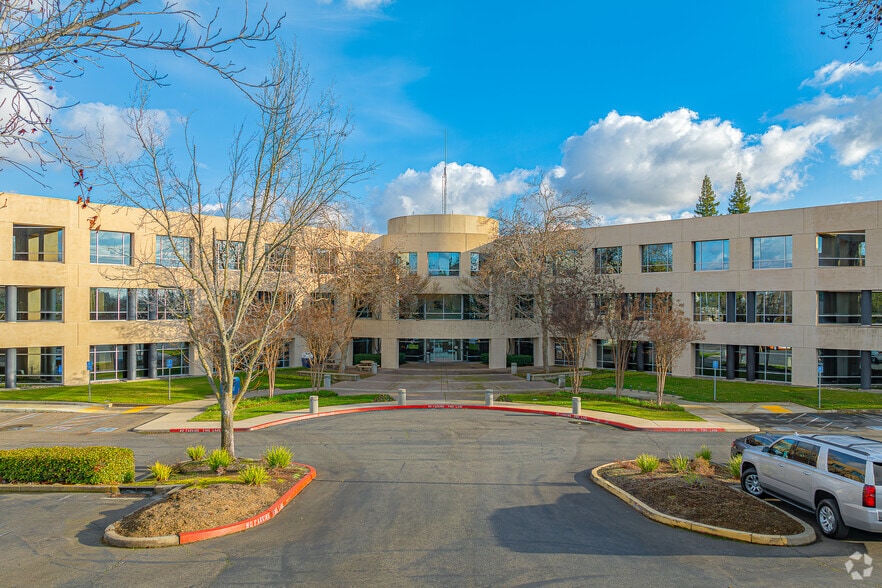 More Photos Of 2999 Douglas Blvd, Roseville Office For Sale