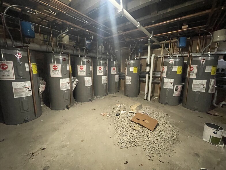 More Photos Of 2400 S Troy St, Chicago Apartments For Sale