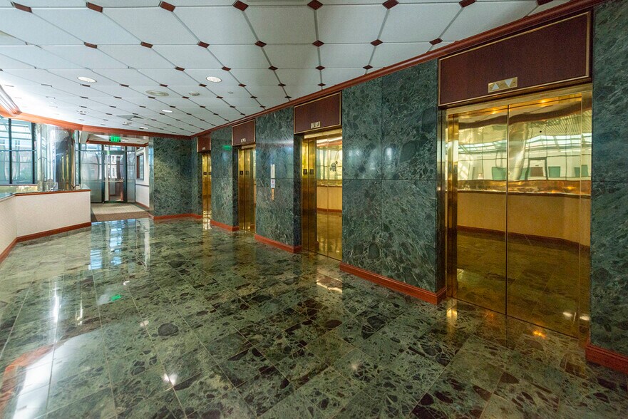 More Photos Of 601 Cleveland St, Clearwater Office For Lease