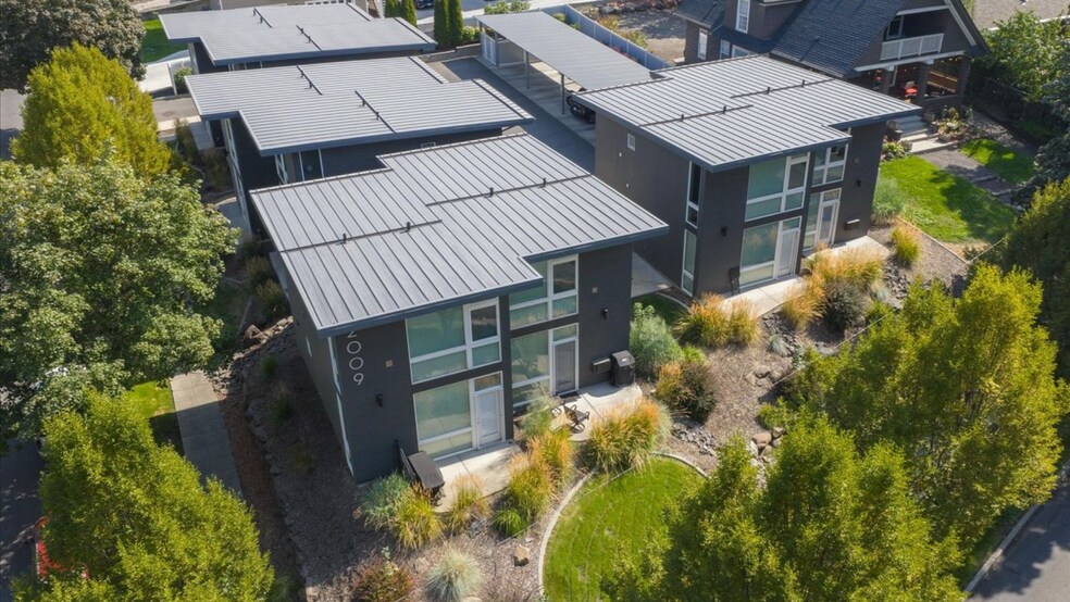 More Photos Of 2009 S Grand Blvd, Spokane Apartments For Sale