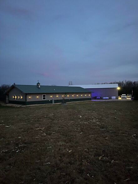 More Photos Of 6209 Cassidy Rd, Mineral Point Light Manufacturing For Sale