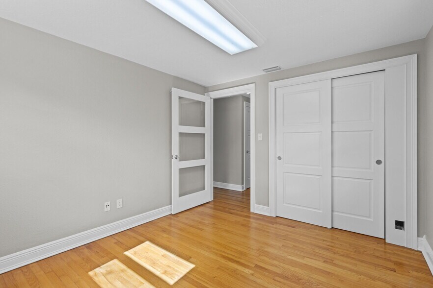 More Photos Of 1122 Omaha St, Palm Harbor Office Residential For Sale