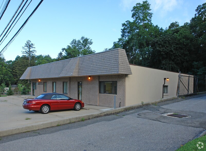 More Photos Of 629 White Plains Rd, Tarrytown Medical For Lease