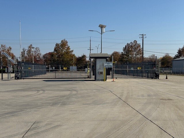 More Photos Of 2733 S Airport Way, Stockton Land For Lease