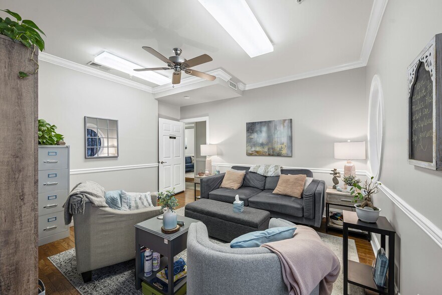 More Photos Of 321 Billingsly Ct, Franklin Loft Creative Space For Lease