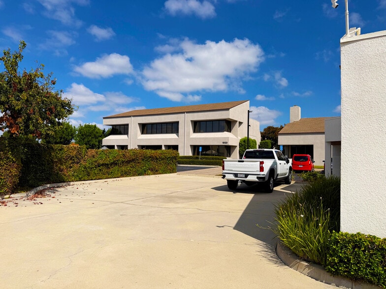 More Photos Of 1816 Old Tustin Ave, Santa Ana Office For Sale