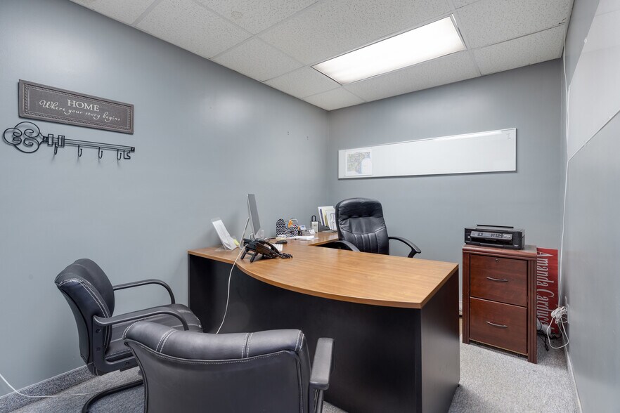 More Photos Of 14012 Eureka Rd, Southgate Medical For Lease