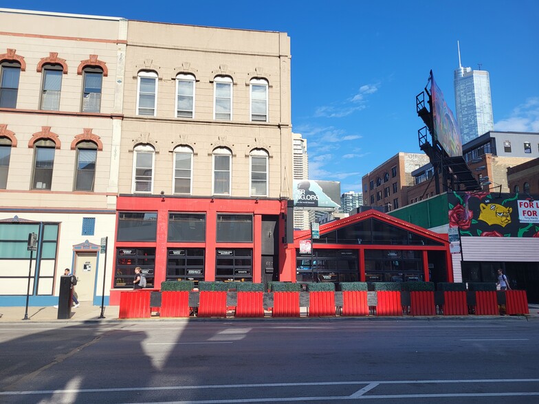 Primary Photo Of 603- 603-07 N Wells St, Chicago Storefront Retail Residential For Sale