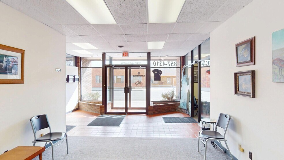 More Photos Of 324 E Washington Ave, Riverton Office For Sale