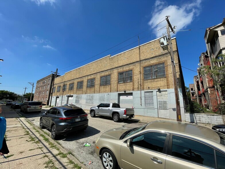 More Photos Of 200 S Hanson St, Philadelphia Warehouse For Sale