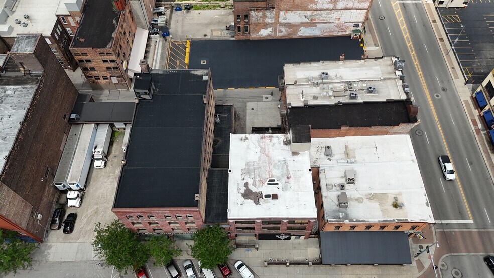 More Photos Of 33 N Huron St, Toledo Storefront Retail Office For Lease