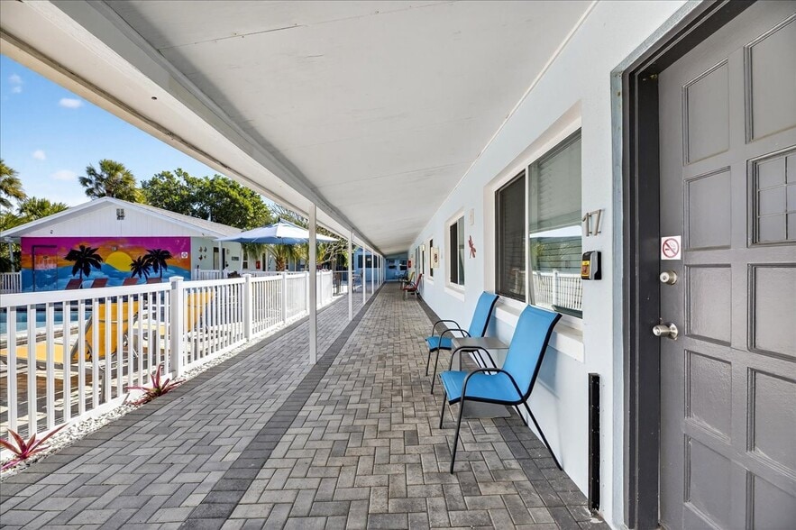More Photos Of 523 72nd Ave, St Pete Beach Hotel For Sale