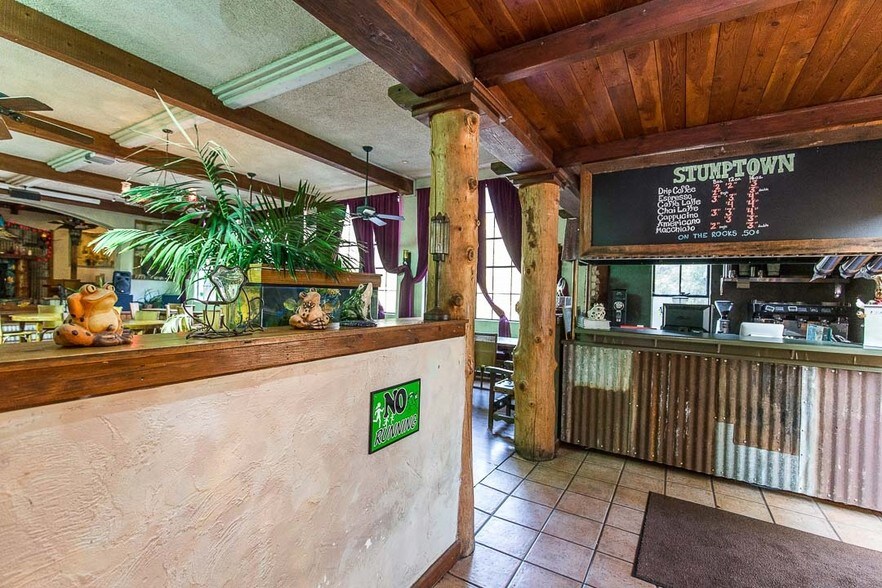 More Photos Of 1105 N Topanga Canyon Blvd, Topanga Restaurant For Sale