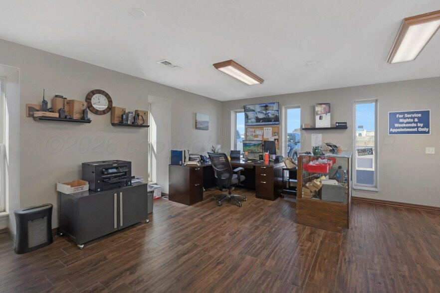 More Photos Of 4533 Canyon Dr, Amarillo Industrial For Sale