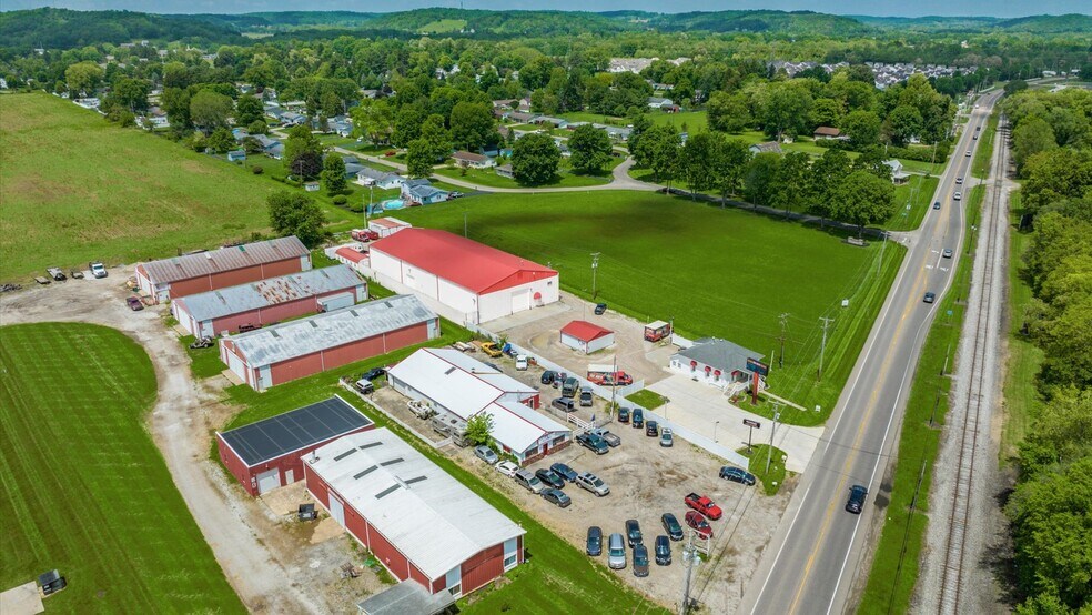 More Photos Of 1755 Mount Vernon Rd, Newark Flex For Sale