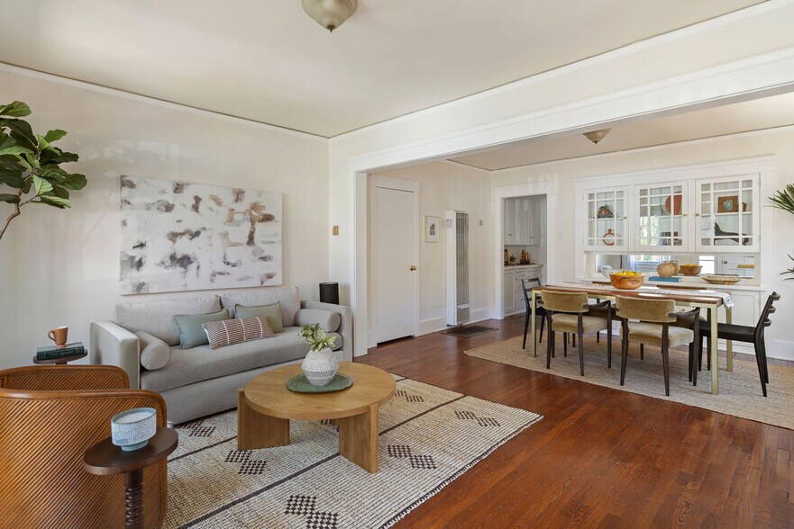 More Photos Of 1560 Morton Ave, Los Angeles Multifamily For Sale