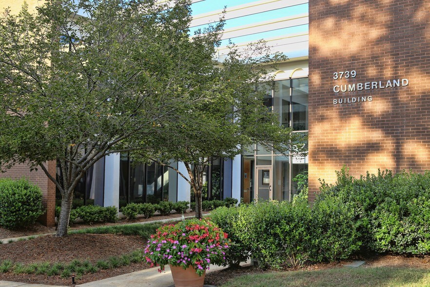 More Photos Of 3739 National Dr, Raleigh Office For Lease