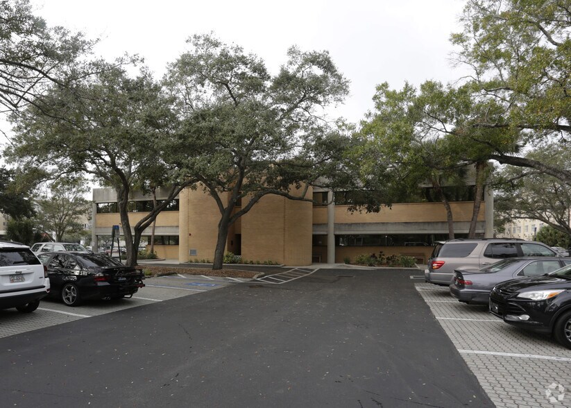 More Photos Of 4612 N Habana Ave, Tampa Medical For Sale