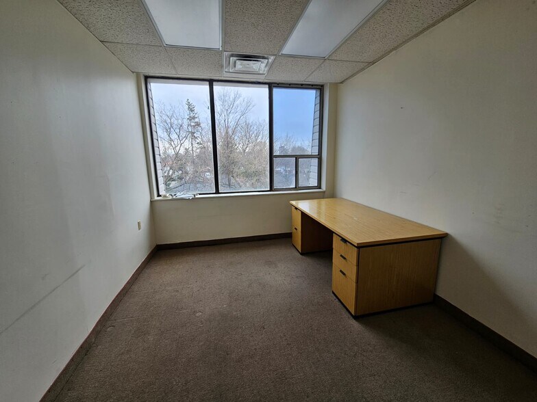More Photos Of 1646 Victoria Park Ave, Toronto Storefront Retail Office For Lease