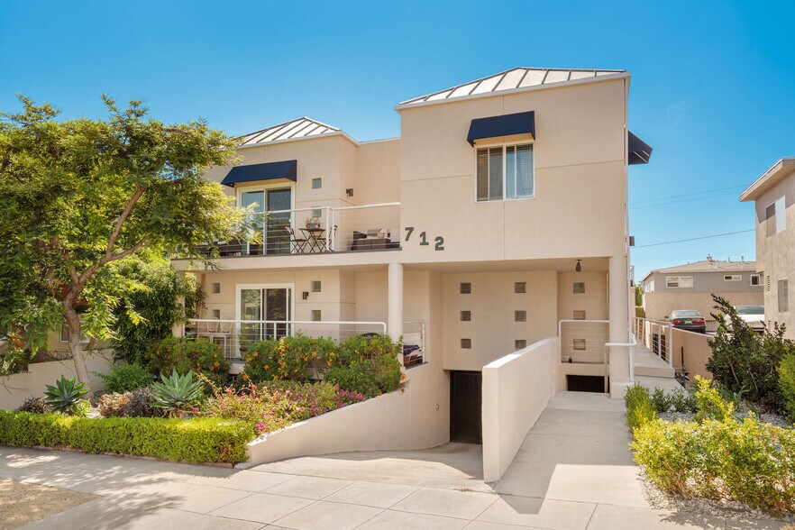 Primary Photo Of 712 Pacific St, Santa Monica Apartments For Sale