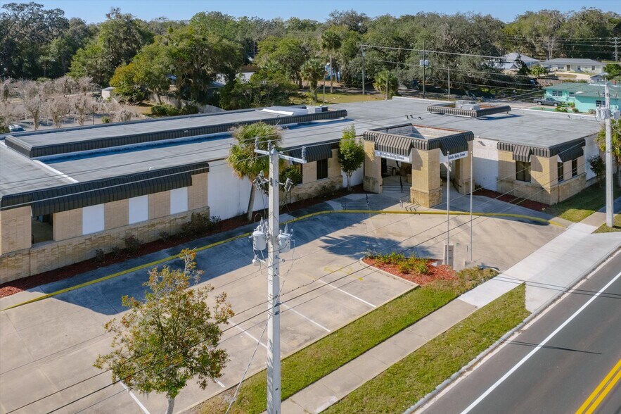 More Photos Of 1825 St Johns Ave, Palatka Office For Sale