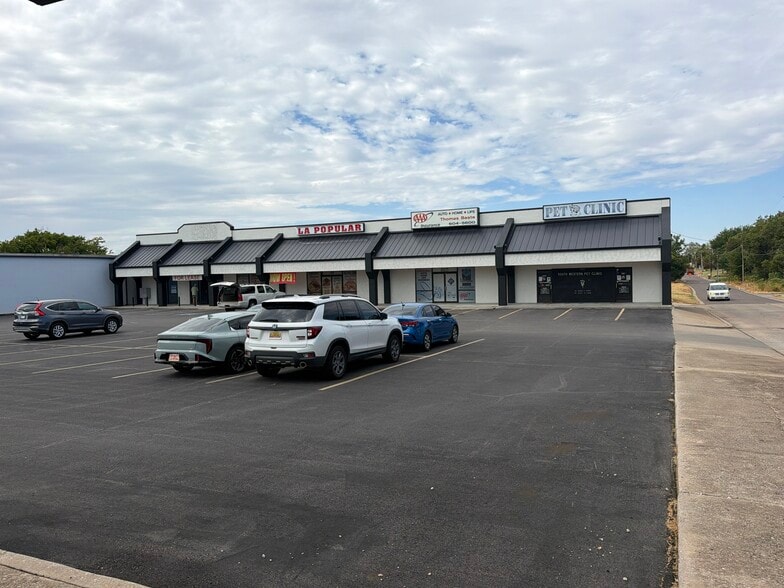 More Photos Of 8501-8507 S Western Ave, Oklahoma City Unknown For Lease
