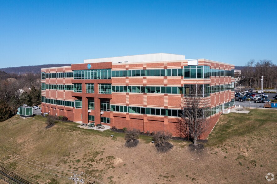 Primary Photo Of 2550 Interstate Dr, Harrisburg Office For Lease