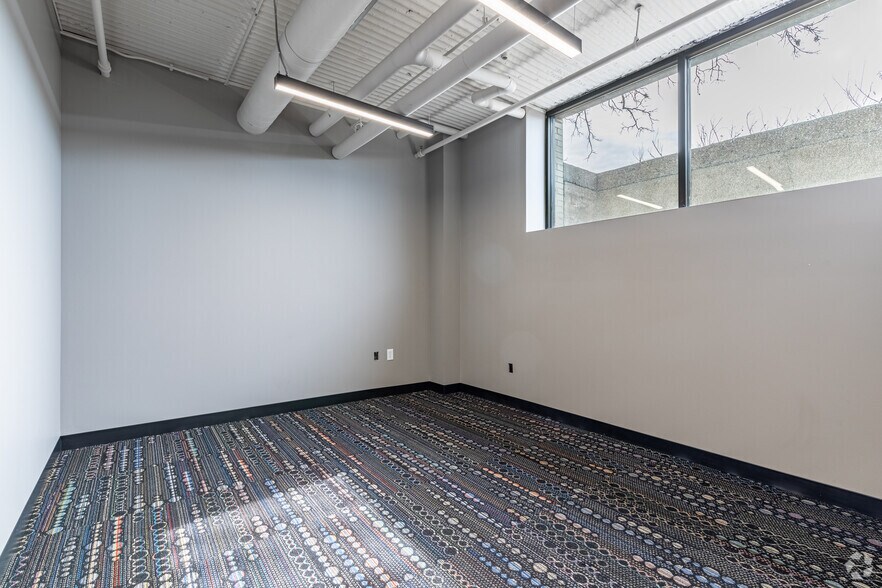 More Photos Of 540 Fairview Ave, Saint Paul Unknown For Lease