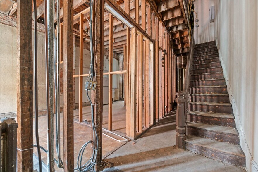 More Photos Of , Baltimore Multifamily For Sale